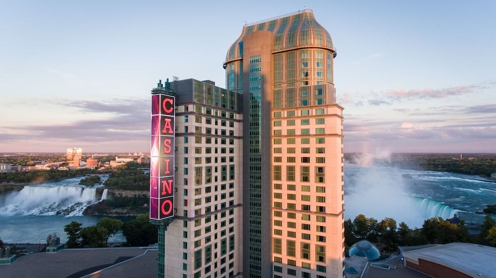 undefined Niagara Falls Marriott on the Falls 3