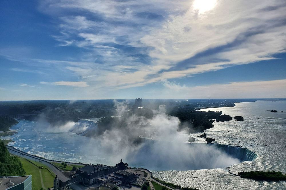 Niagara Falls Marriott on the Falls