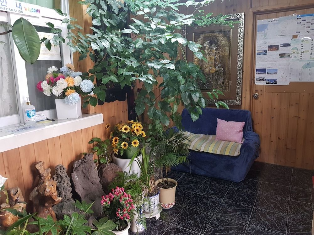 undefined A Ji Hostel 8