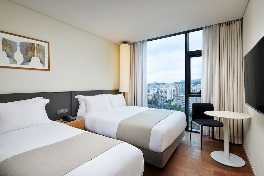 Shilla Stay Guro Digital Complex Station