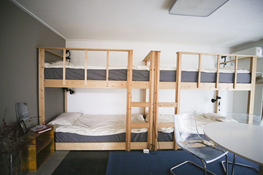 undefined Ilyo Stay 9