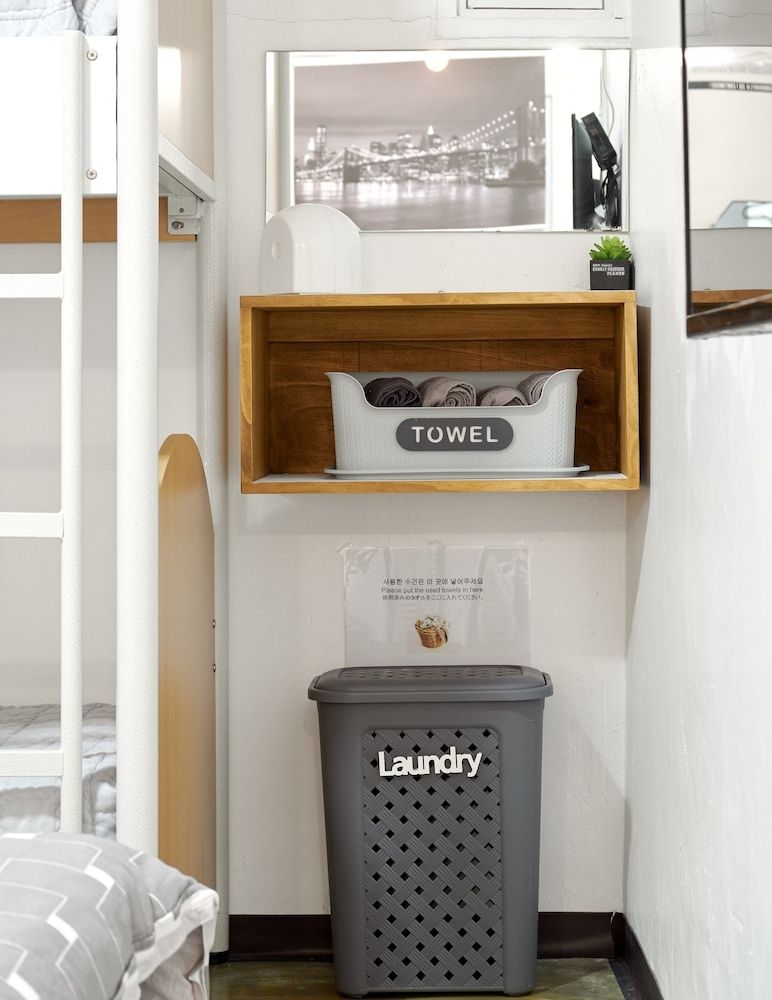 Jun Guest House - Hostel Family Quadruple Room, Multiple Beds, Private Bathroom (Foreigner Only) 14