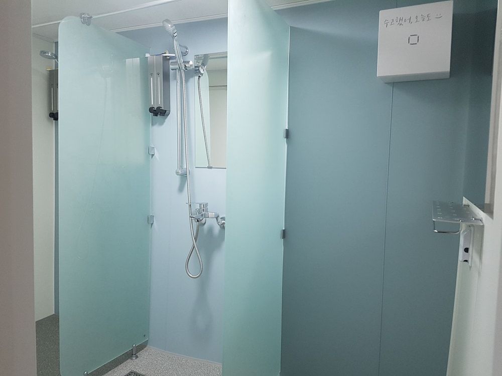 Jun Guest House - Hostel Standard Double Room, Women only, Shared Bathroom (Foreigner Only) 7