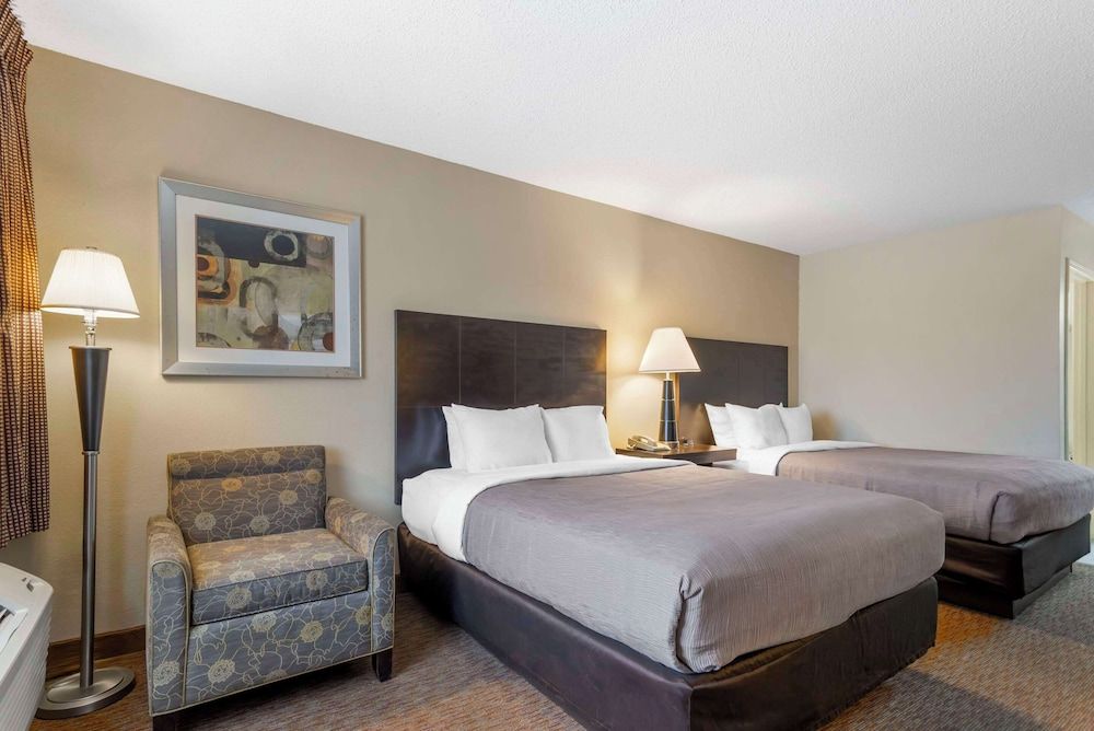 Room, 2 Queen Beds, Non Smoking