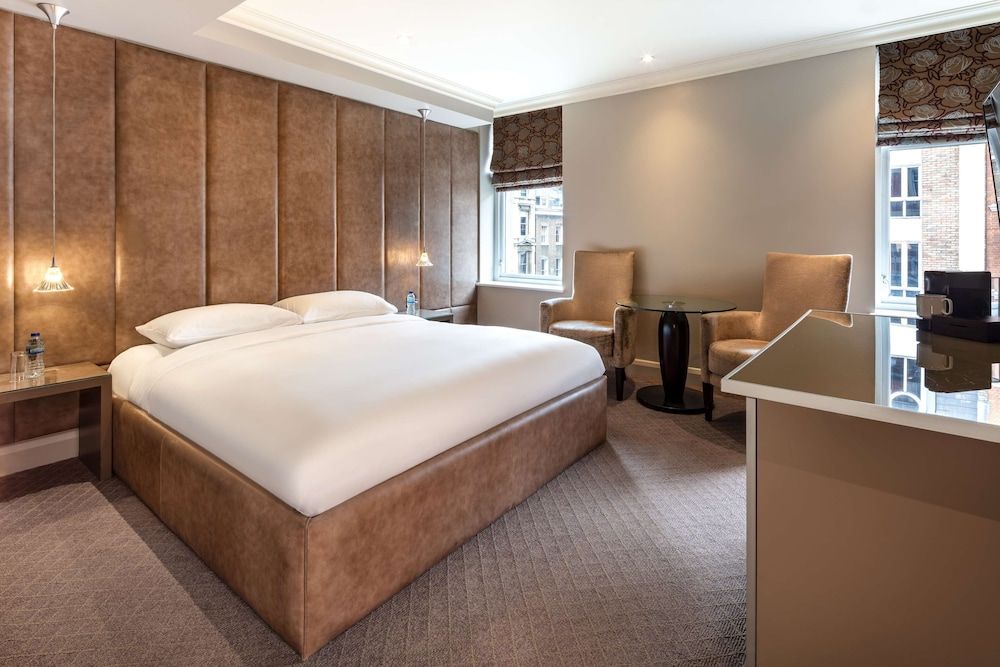 Radisson Blu Hotel, London Bloomsbury Premium Room 2