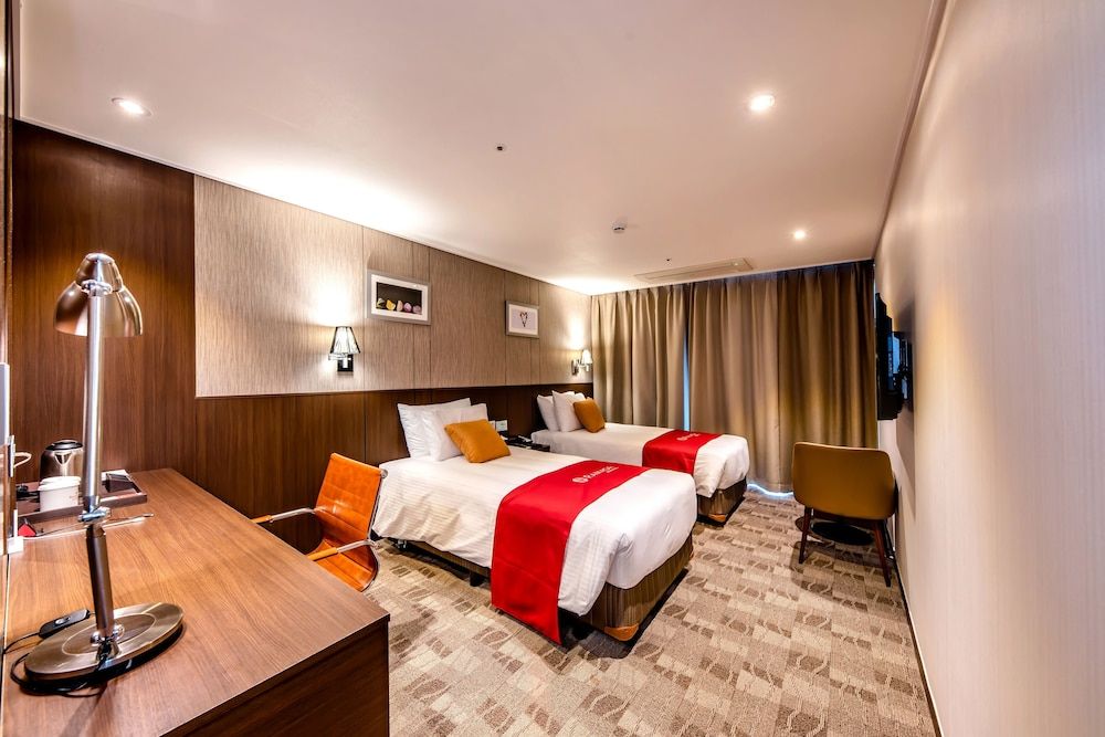 Ramada Jeju City Hall Room, 2 Twin Beds, Non Smoking 4