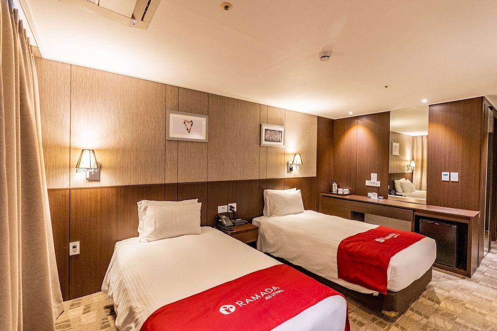 Ramada Jeju City Hall Room, 2 Twin Beds, Non Smoking 6