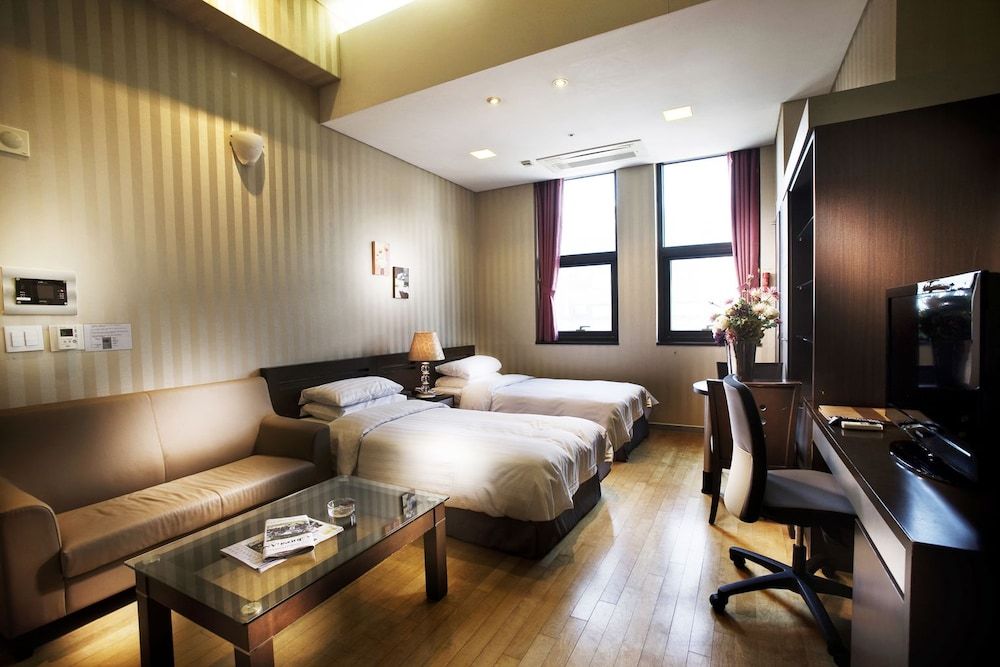 undefined Provista Hotel 10