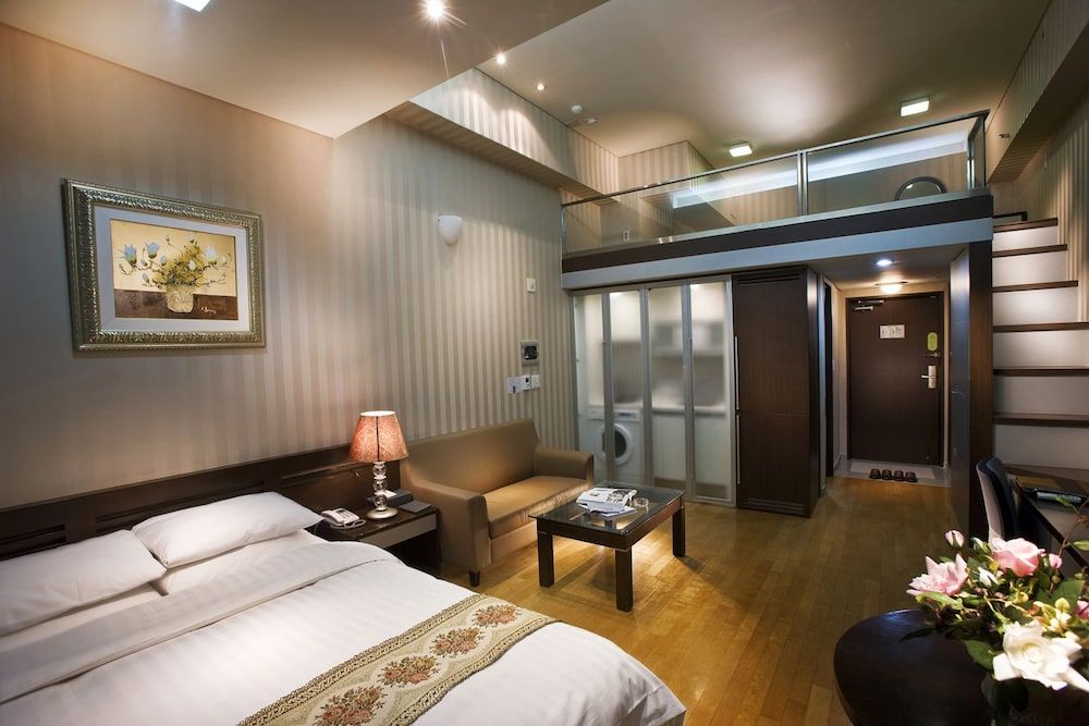 undefined Provista Hotel 9