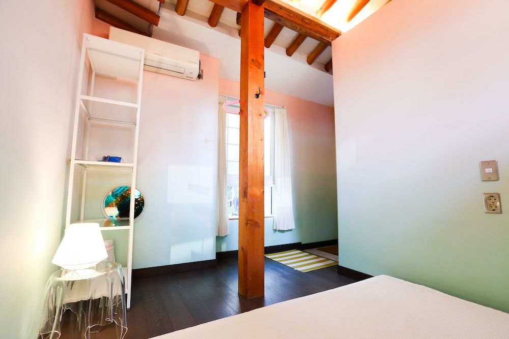 HanokHanok Design Room, 1 Queen Bed (8-Nothingness) 9