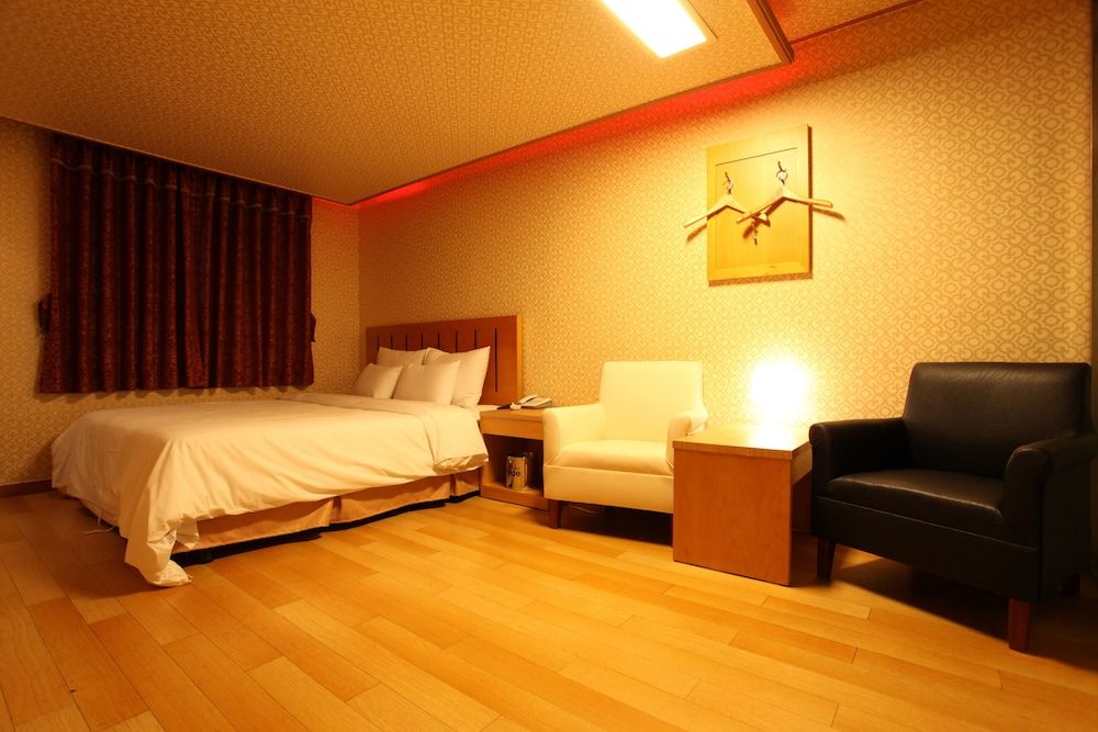 undefined Prince Hotel 10
