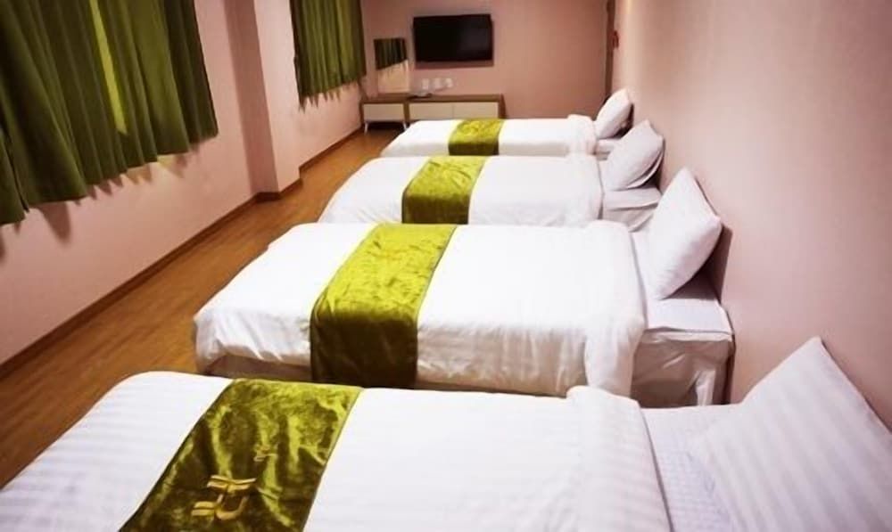 undefined Jeju R Hotel & Guest House - Hostel 2