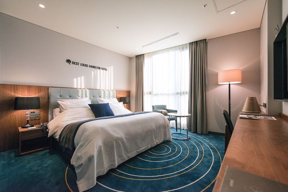 Best Louis Hamilton Hotel Changwon Deluxe Queen Room