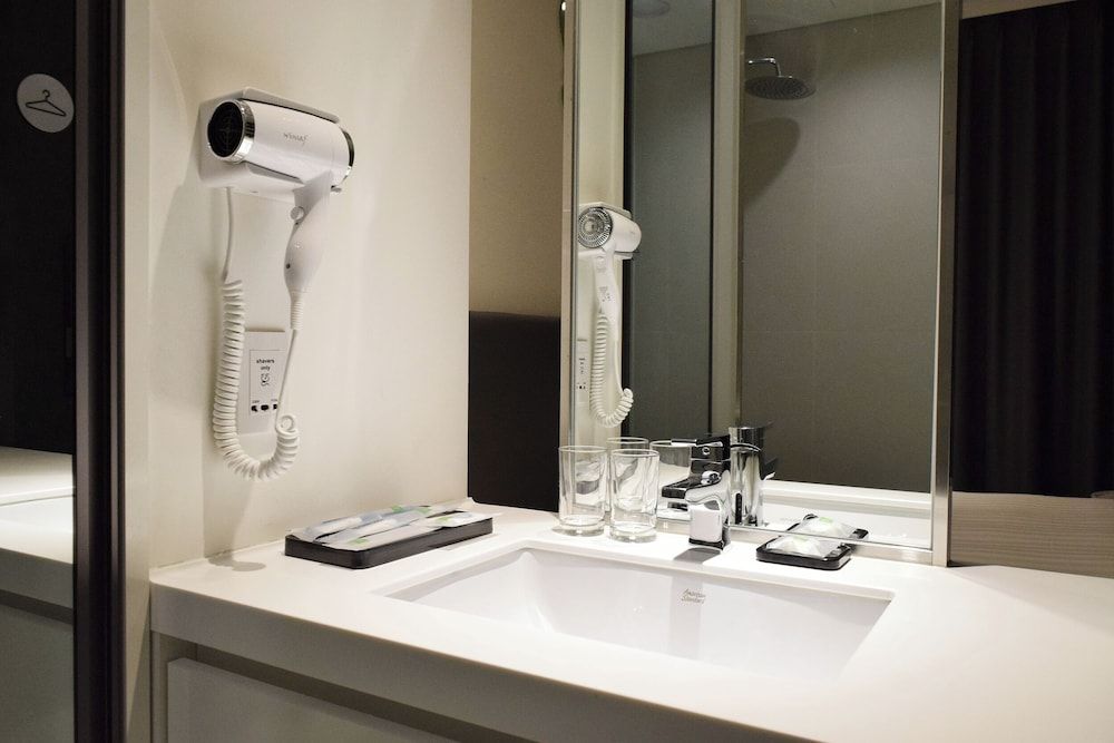 ibis Styles Ambassador Seoul Yongsan - Seoul Dragon City Superior Room, 1 Double Bed 5