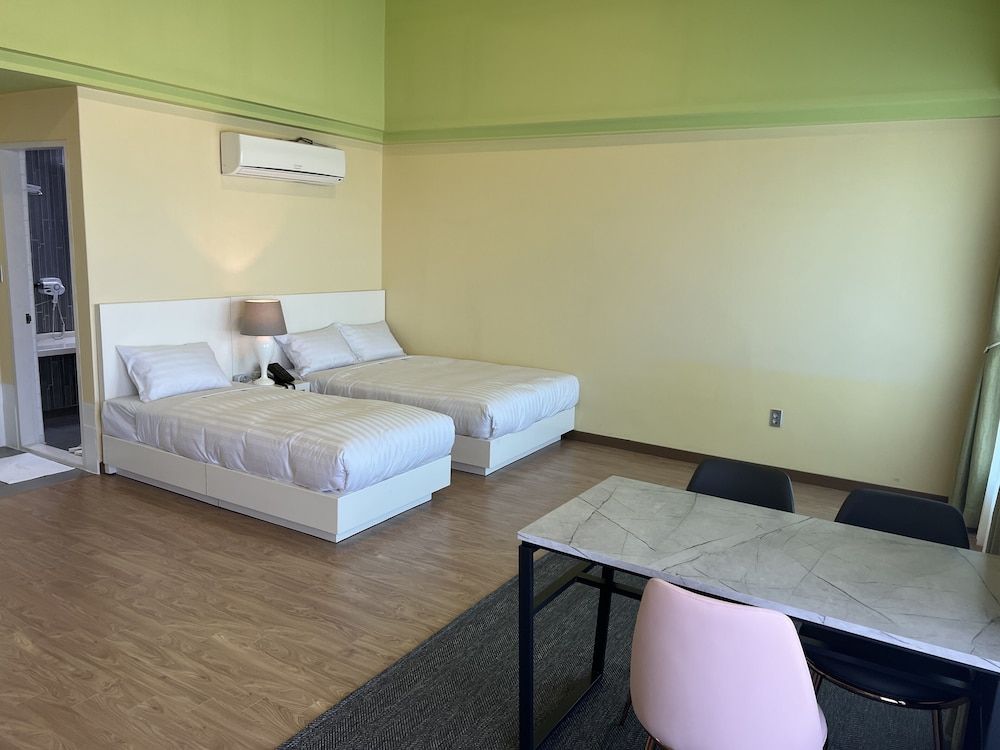 Pinebeach Hotel Pohang Superior Deluxe Room (Cooking not allowed, prohibited from brining crab & seafood) 3
