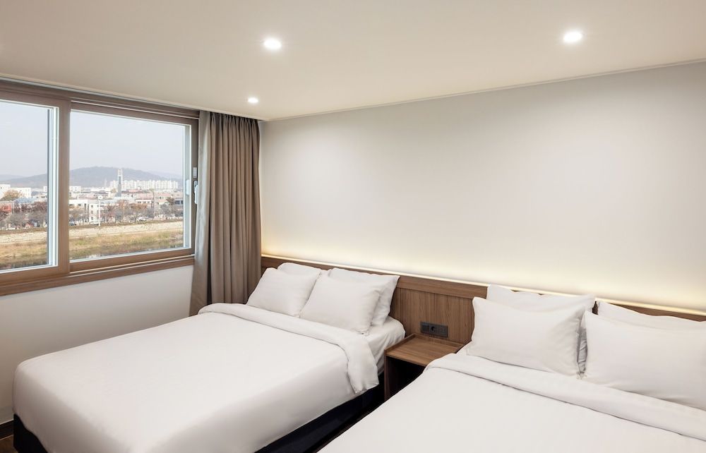 Kensington Resort Jirisan Namwon Kensington Deluxe (25PY) - Welcome Drink and Breakfast for 2 and Late Check out at 12:00PM 3