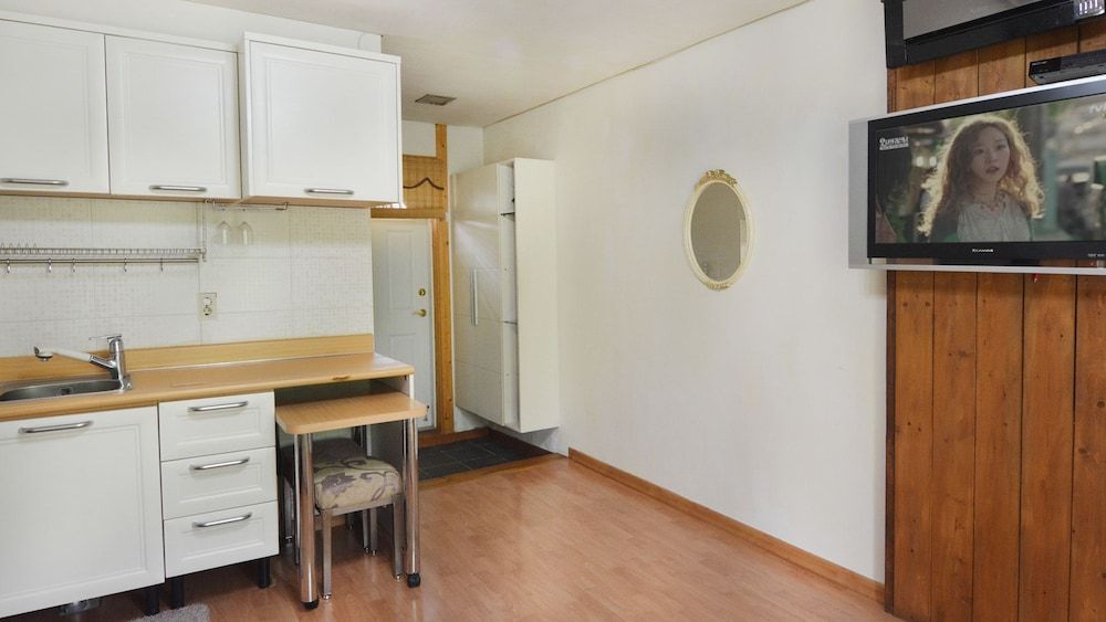 Sicily Pension Blue Sky 7