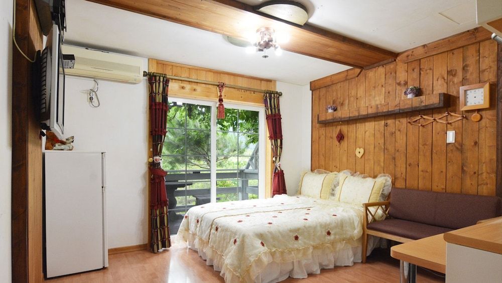 Sicily Pension Blue Sky 2