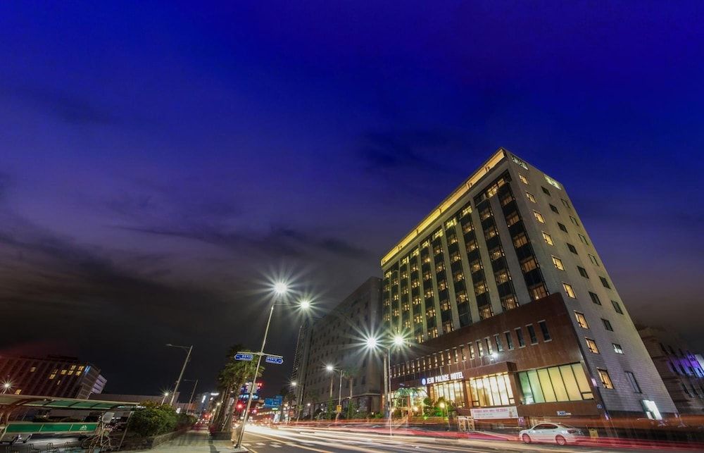 undefined Jeju Palace Hotel 3