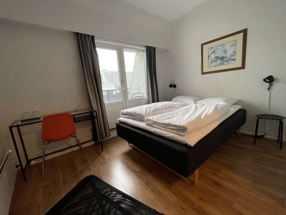 P-hotels Oslo Small Double Room (140 cm double bed) 2