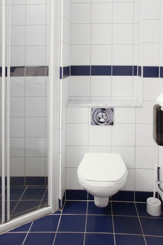 P-hotels Oslo Small Double Room (140 cm double bed) 5