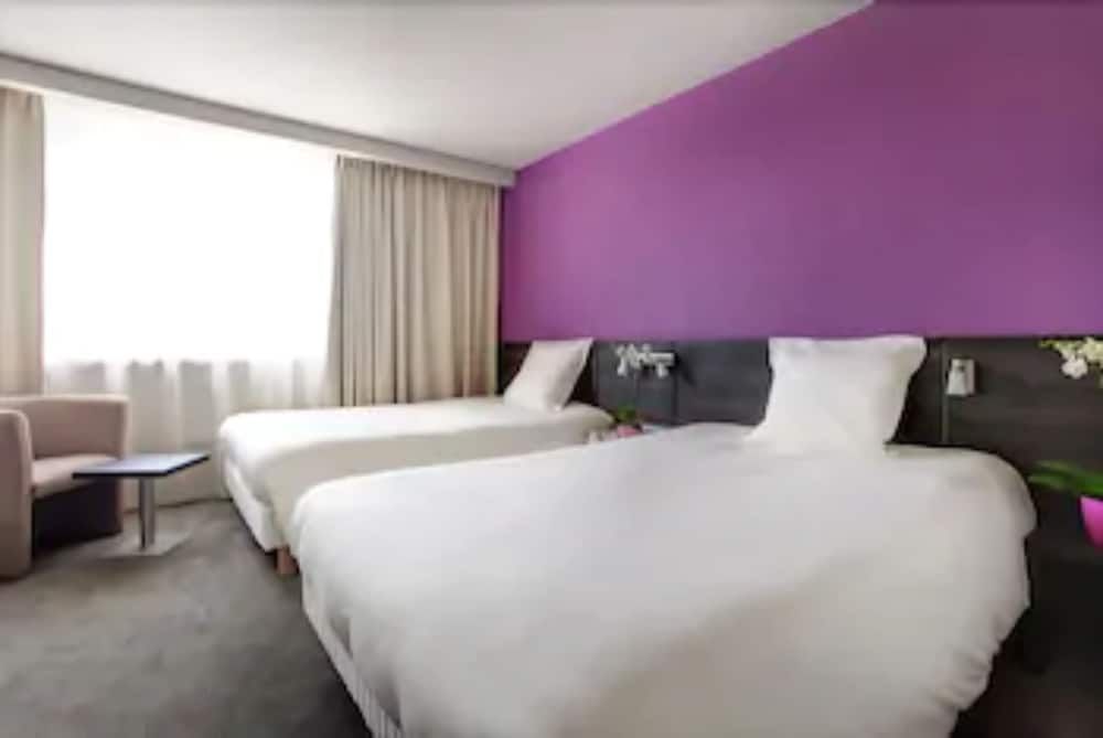 Best Western Alexander Park Chambéry Standard Room, 2 Double Beds 2