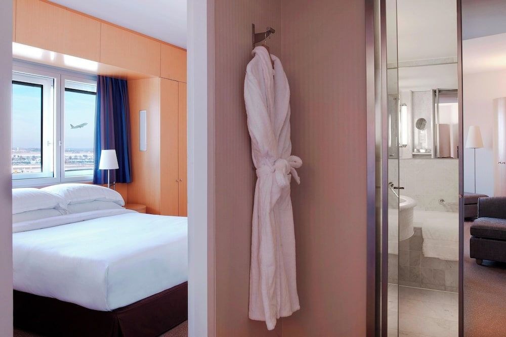 undefined Sheraton Paris Charles de Gaulle Airport Hotel 2