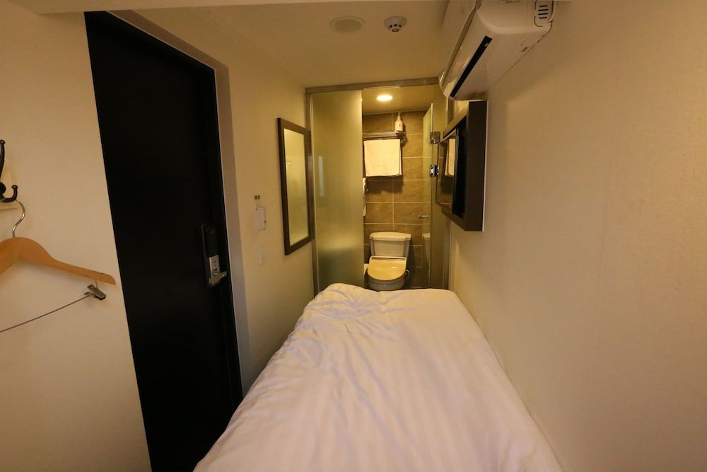 Philstay Myeongdong Metro Single Room 2