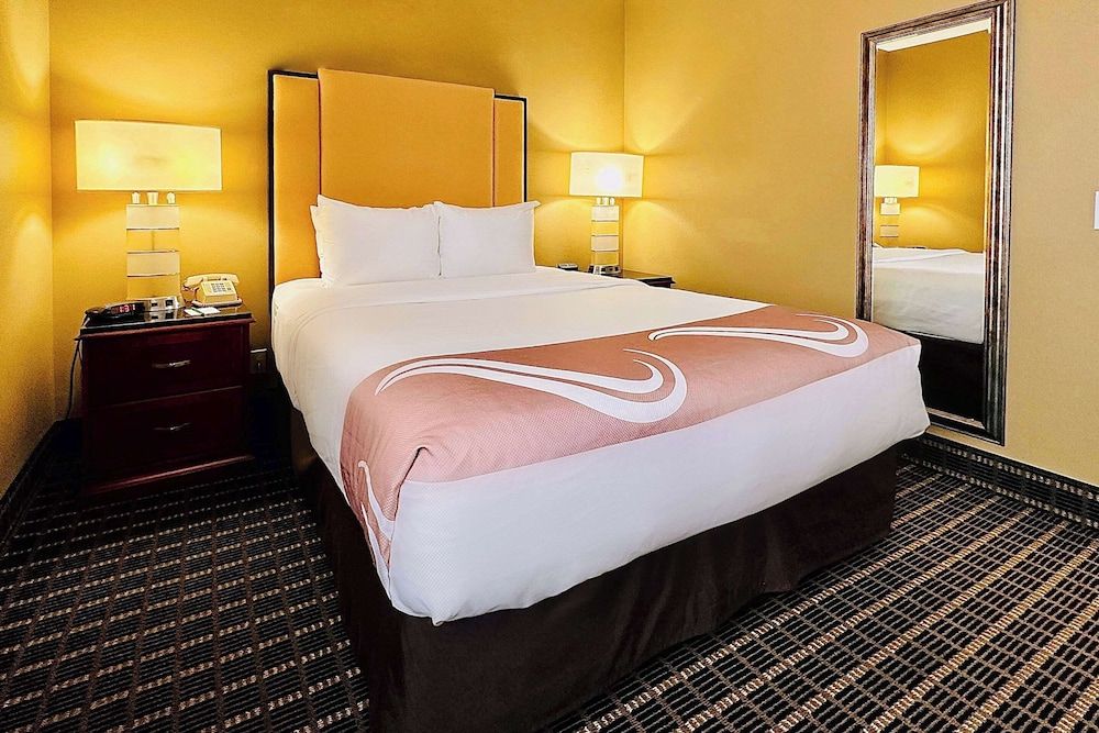 Suite, Multiple Beds, Non Smoking