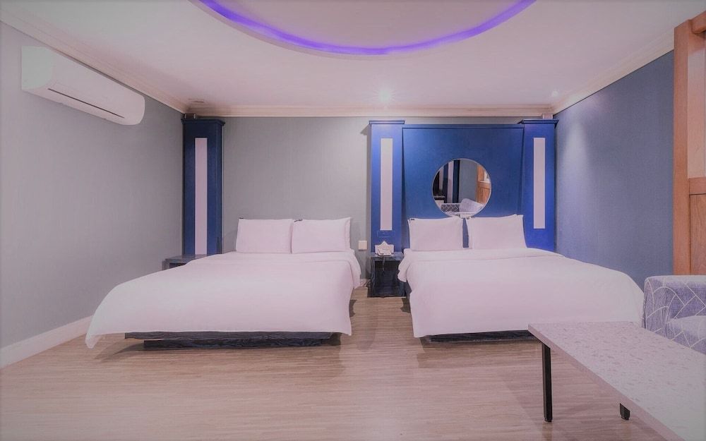 Hotel Head-One Standard Room (2) (Check-in 8PM on Sat. & the day before holiday) 3