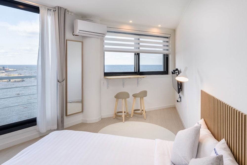 On the Sea Pension White Room (303) 2