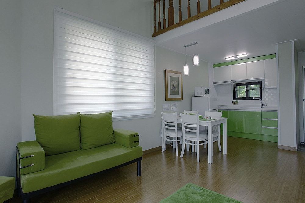 Forest of Color Pension Star Green 6