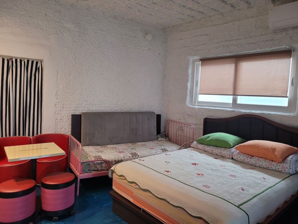 Vision House Classic Studio Suite 2