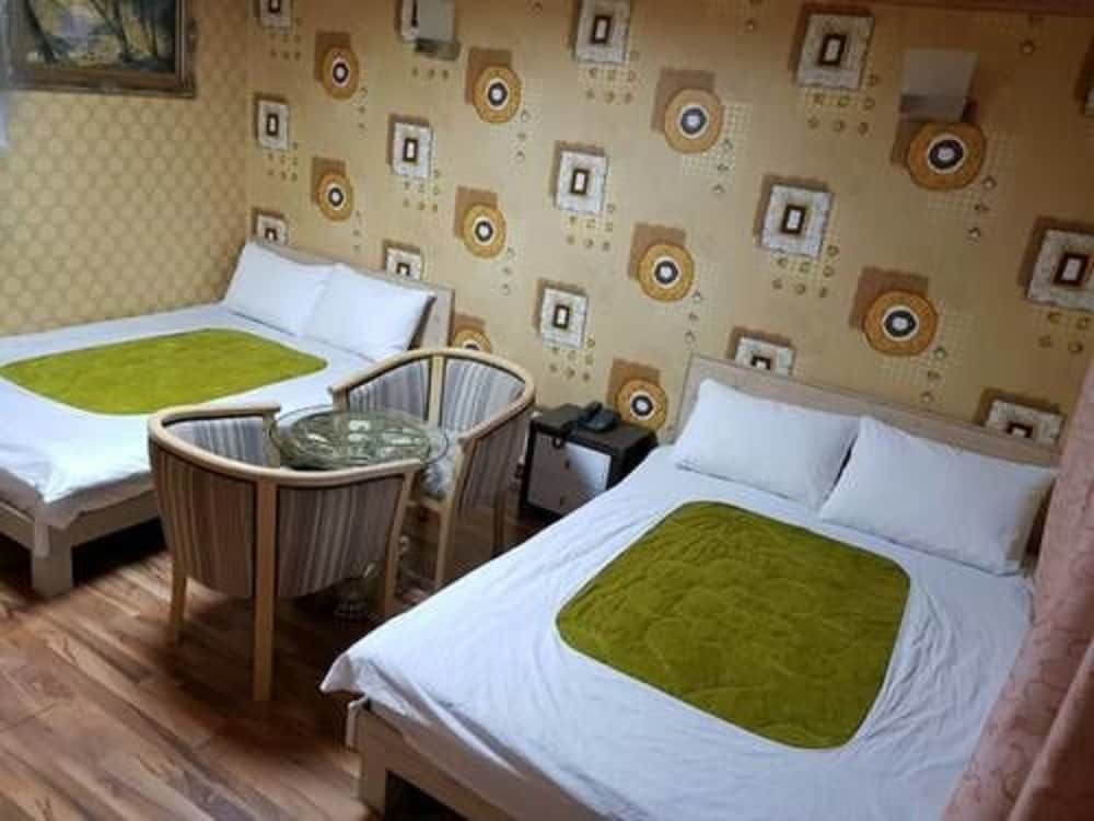 Green and Blue Hotel Twin Room (3)