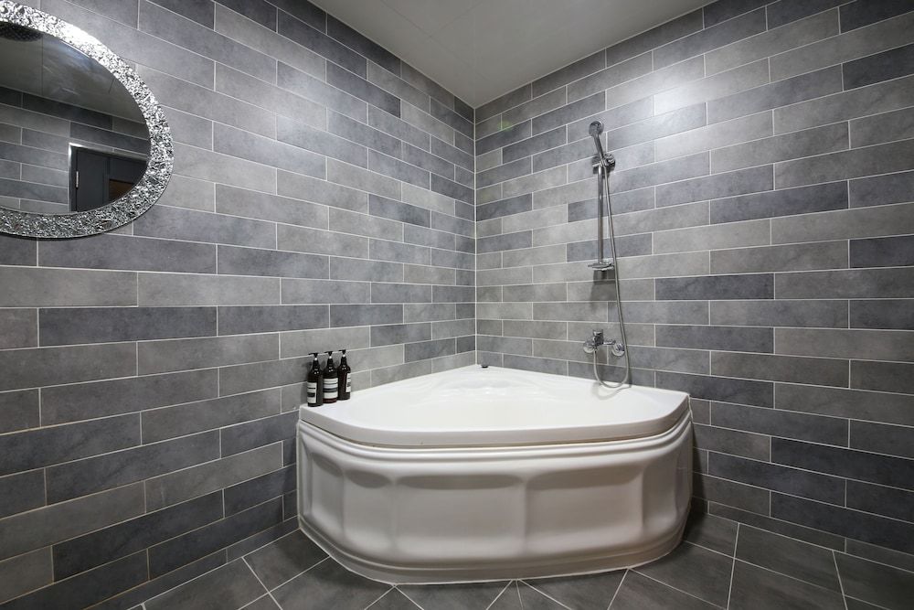 Instar Hotel Yangsan Standard Room 5