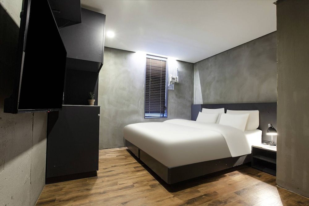 Jongno Makers X IPPDA Hotel Standard Classic 2