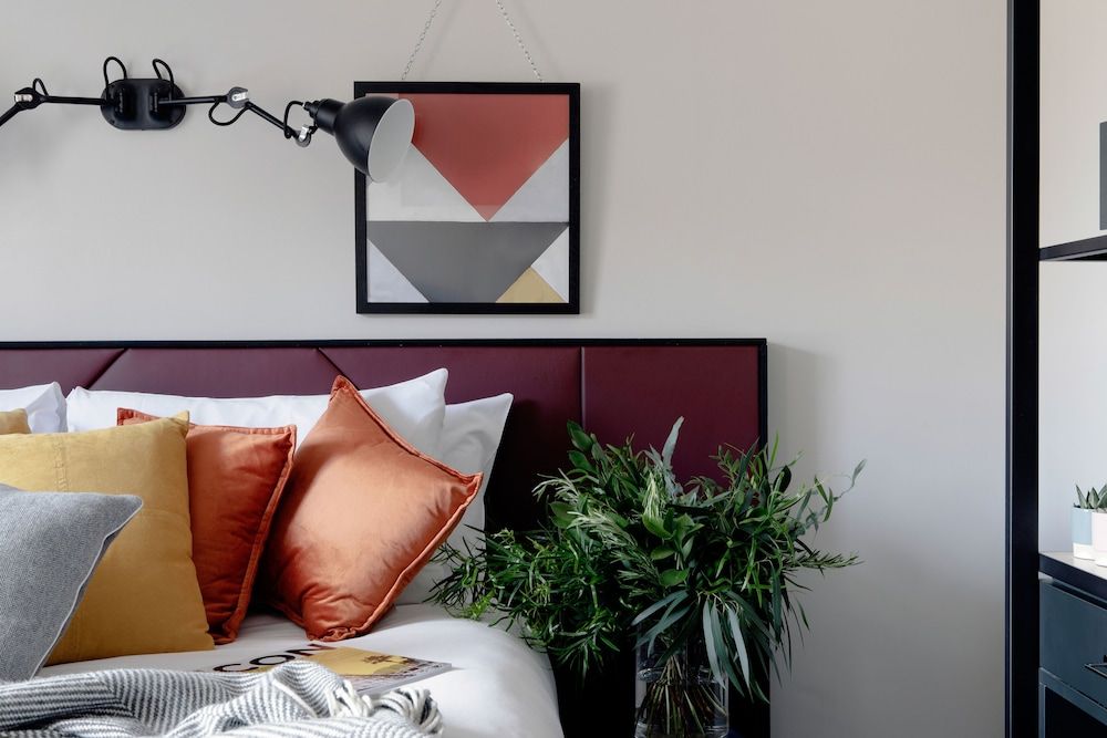 undefined The Mont 3