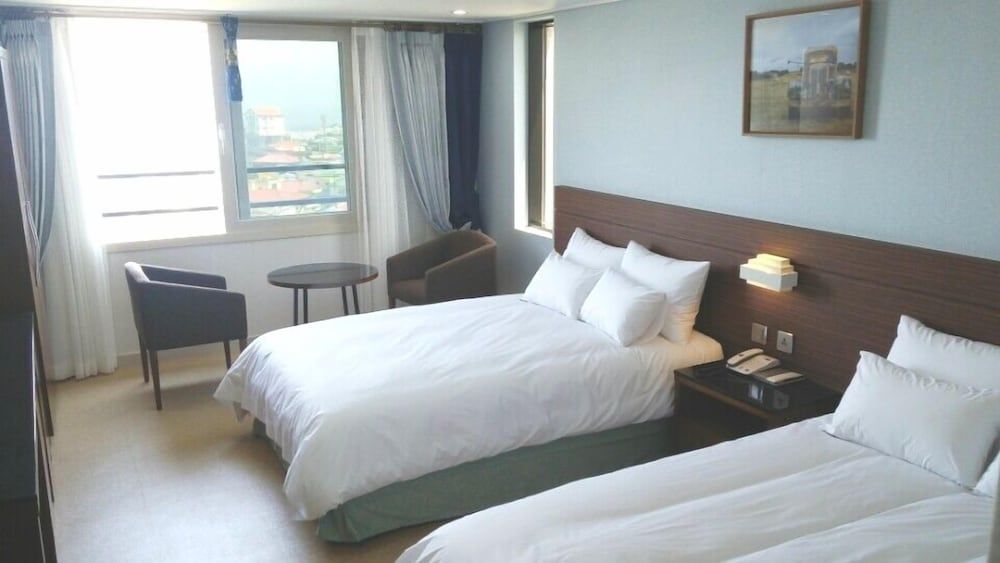 The Stay Century Hotel Quadruple Room 4