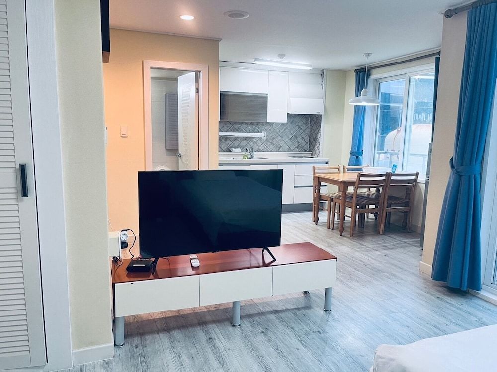 Mega Resort Twin Room, 2 Twin Beds 8