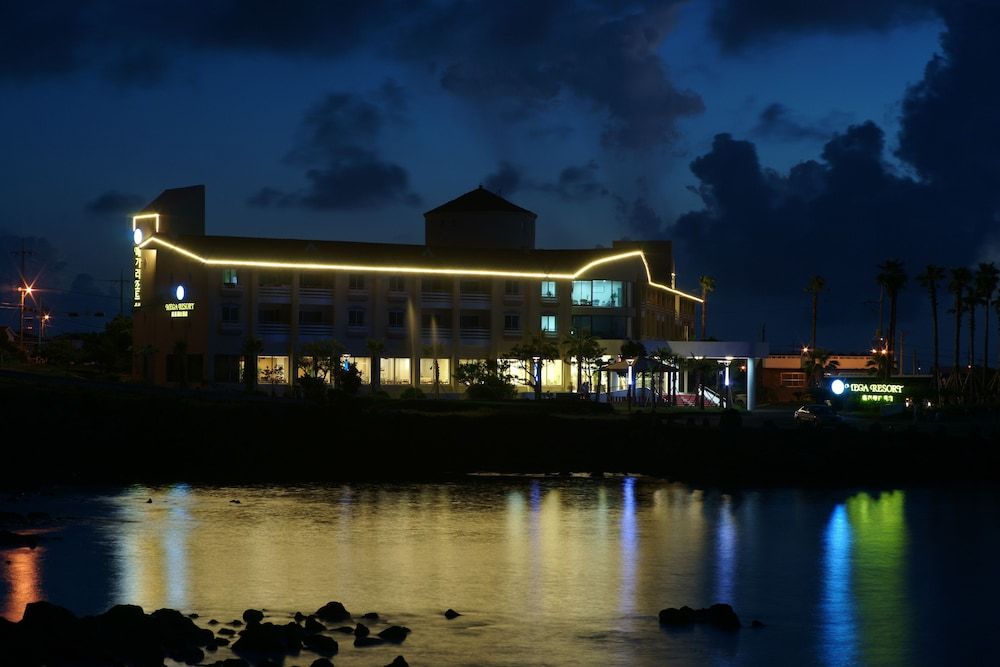 undefined Mega Resort 8