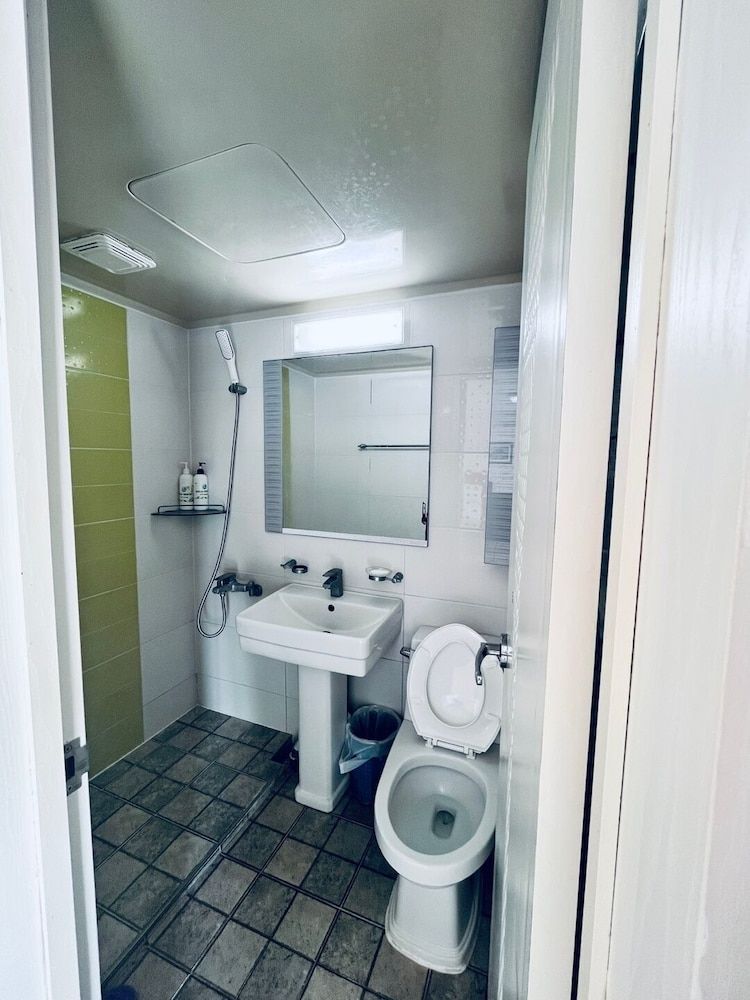 Mega Resort Twin Room, 2 Twin Beds 5