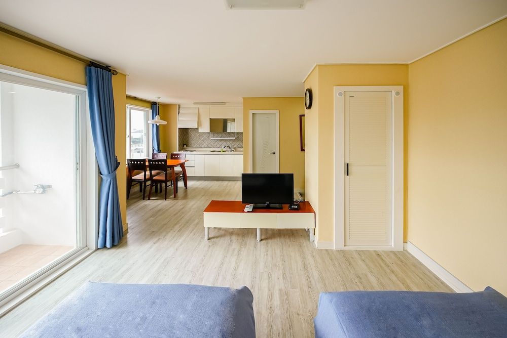 Mega Resort Twin Room, 2 Twin Beds 7