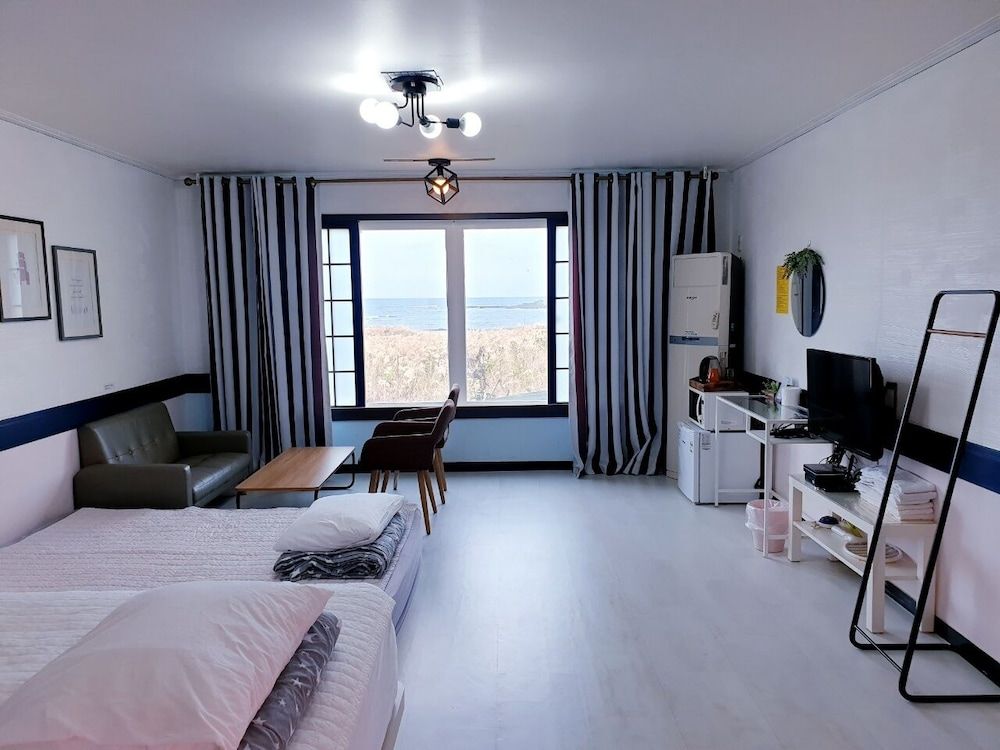 Morning Beach Pension Standard Double Room (15PY ) 5