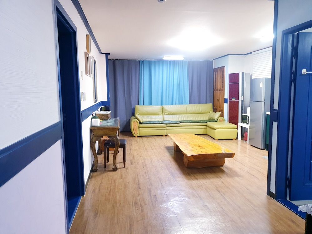 Morning Beach Pension Family Condo, 1 Bedroom, Beachfront 7