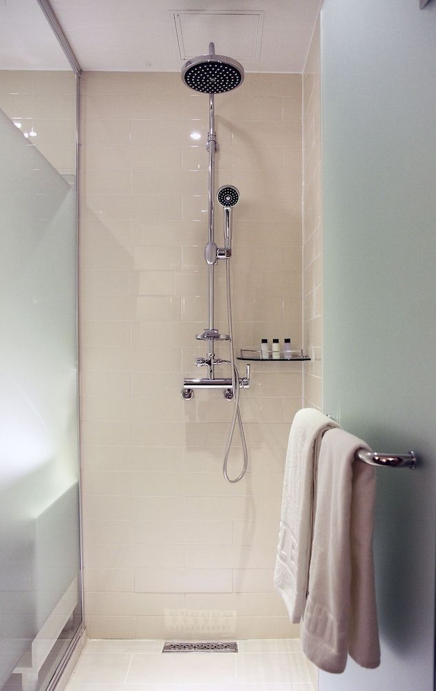 undefined Hotel 8 Hours 10