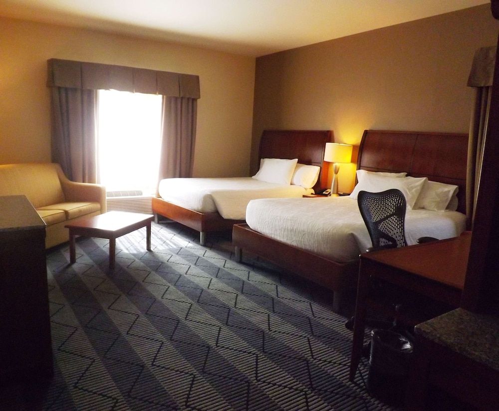 Deluxe Room, Multiple Beds