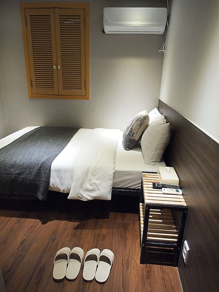 Hotel Park Hill Myeongdong Standard Double Room 3