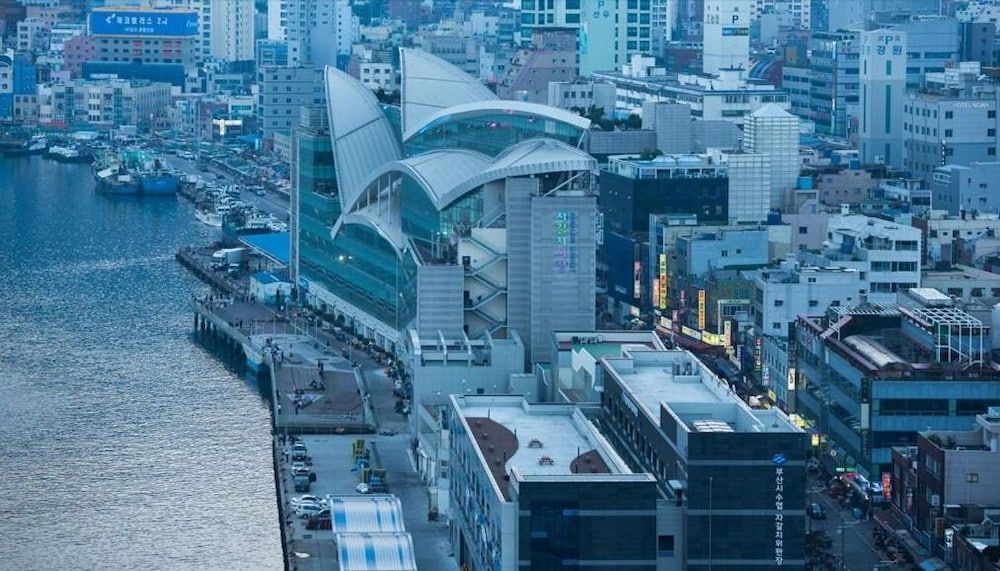 undefined The Last Hotel 7