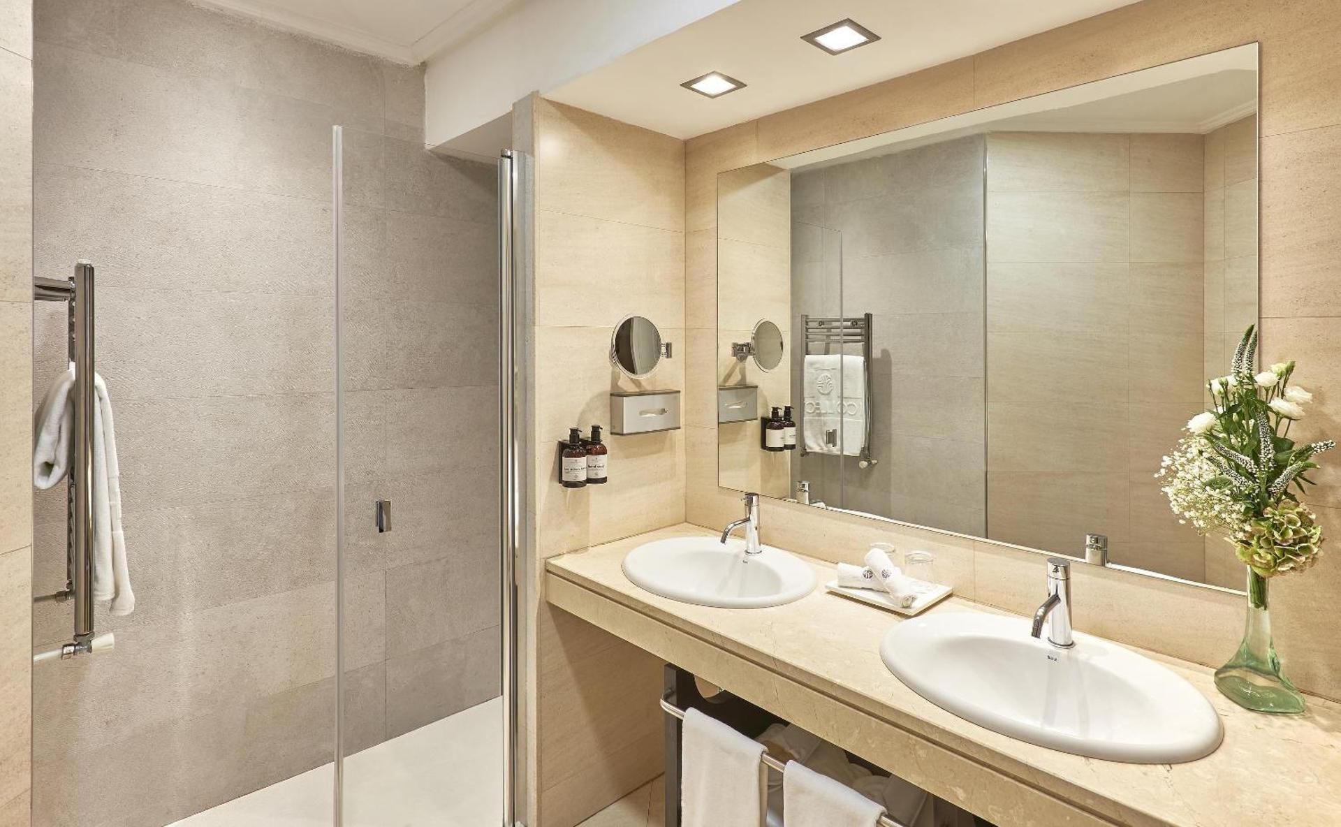 NH Collection Gran Hotel de Zaragoza Junior Suite 3