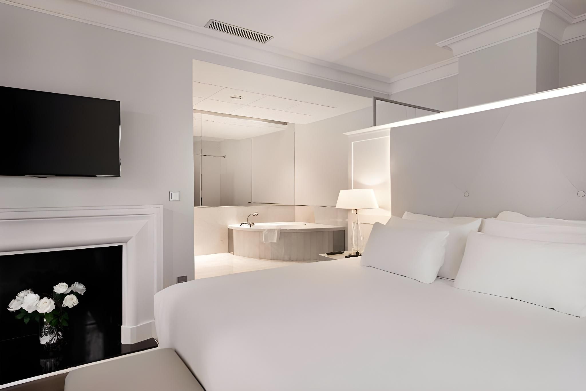 NH Collection Gran Hotel de Zaragoza Junior Suite 2